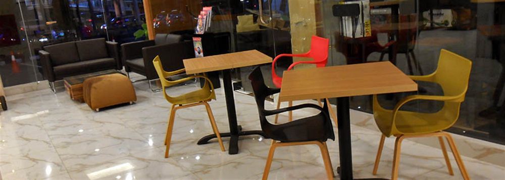 D'Primahotel Itc Mangga Dua Jakarta Buitenkant foto